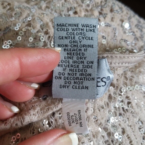 Catherine's asymmetrical sequined poncho shawl cape, w/ lined tank  top 24W - Picture 6 of 6